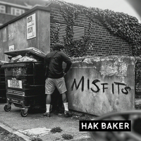 Misfits - Hak Baker