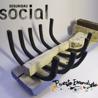 A tontas y a locas - Seguridad Social