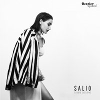 Singing in the Sunshine - Salio